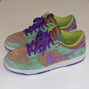 Nike Dunk Low SP Veneer Shoes